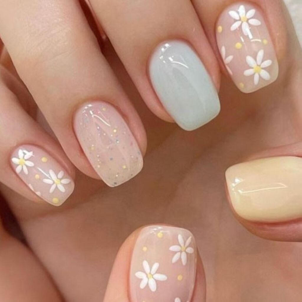 Attractive and stylish 2024 Lunar new year nail designs (214)