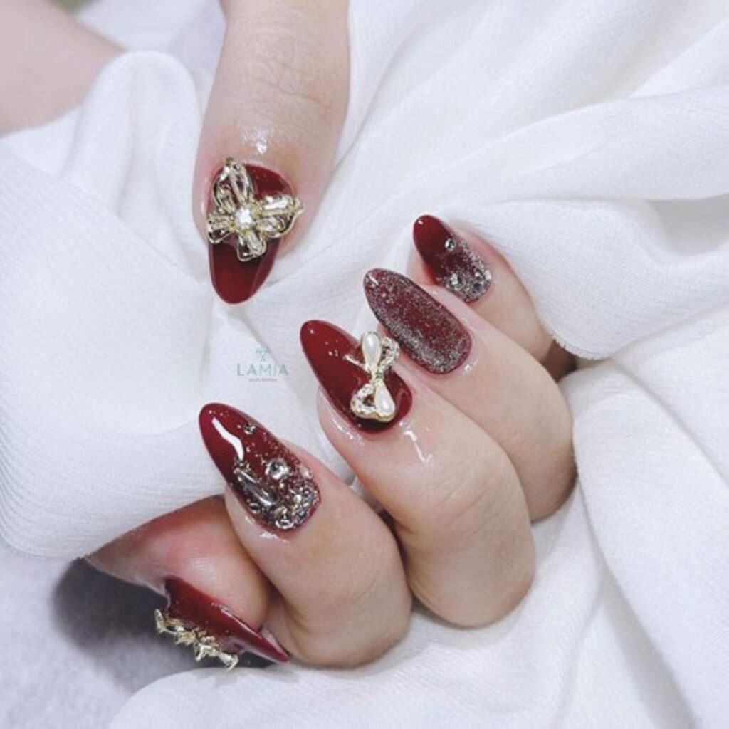 Attractive and stylish 2024 Lunar new year nail designs (29)