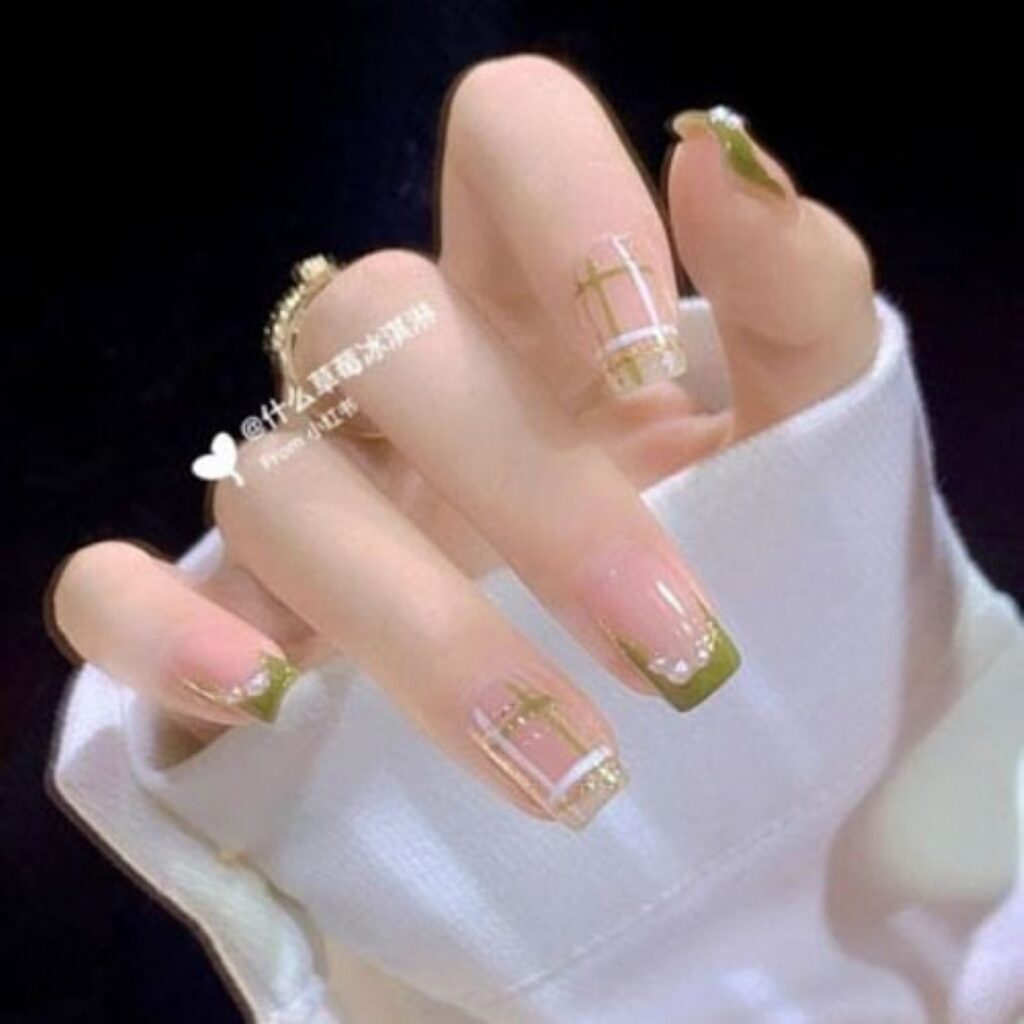 Attractive and stylish 2024 Lunar new year nail designs (293)