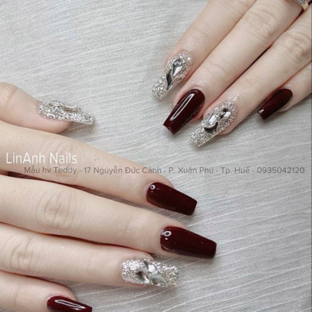 Attractive and stylish 2024 Lunar new year nail designs (44)