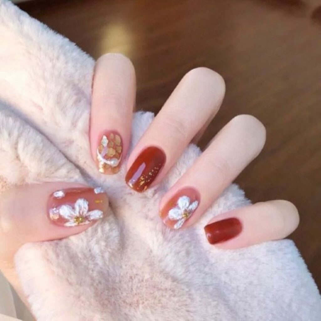 Attractive and stylish 2024 Lunar new year nail designs (60)