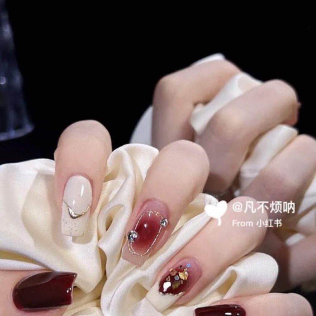 Attractive and stylish 2024 Lunar new year nail designs (76)