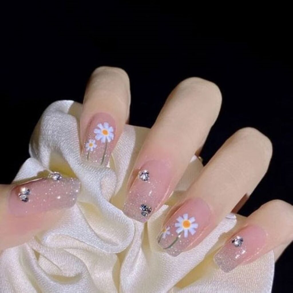 Attractive and stylish 2024 Lunar new year nail designs (99)