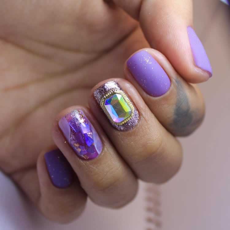 Predict 7 Nail Trends Throughout 2022 Very Peri 3